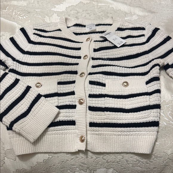 abercrombie kids Other - Abercrombie Kids Black and White Striped Cardigan